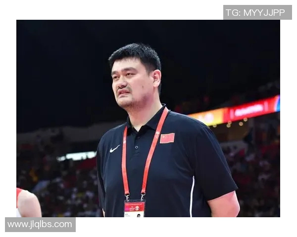 姚明的英语水平揭秘：从篮球场到国际舞台的语言能力分析